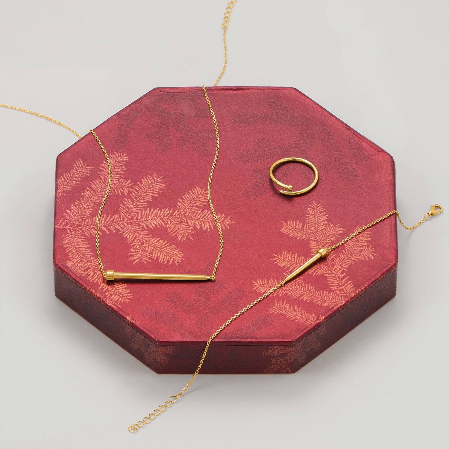 Anillo de uñas envolvente chapado en oro de 14 quilates