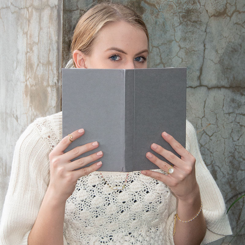 Anillo de perla cultivada de agua dulce bañado en oro de 14 quilates